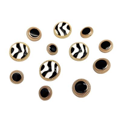 China Factory direct manufacturing sustainable metal fashion custom button for clothes for sale