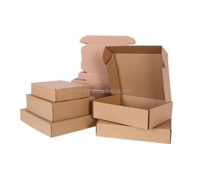 China Recyclable Cardboard Paper Gift Packaging Announcement Shipping Cardboard Paper Box For Shoes Clothing for sale