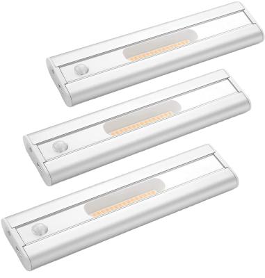 China Modern Ultra Slim Rechargeable PIR LED Motion Under Cabinet Lights for sale