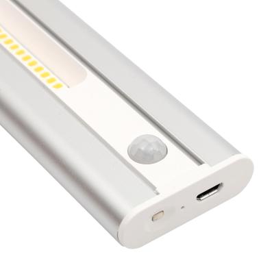 China Modern Portable Magnetic Design Chargeable USB 1.5W 5V DC LED Cabinet Ultra Thin Light for sale