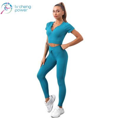 China Fitness Sports Short Sleeve Crop Pants Yoga Wear Breathable Seamless Knitted Top Set for sale