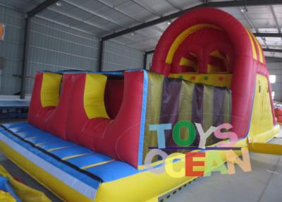 China Combinado inflable de la carrera de obstáculos inflable durable de la diversión con la diapositiva de dos carriles en venta