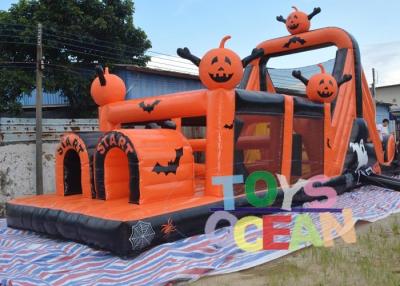 China Equipo inflable grande loco de la carrera de obstáculos de la casa encantada de Halloween al aire libre en venta