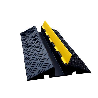 China 80*80mm Rubber Cover Cable Covers Rubber Ramp/Cable Protector Bump Rope Pipe Protector for sale