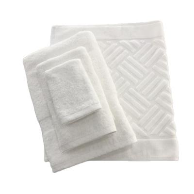 China Highly absorbent child safe white construction of good quality Terry Cotton Hotel Bath Towel for sale