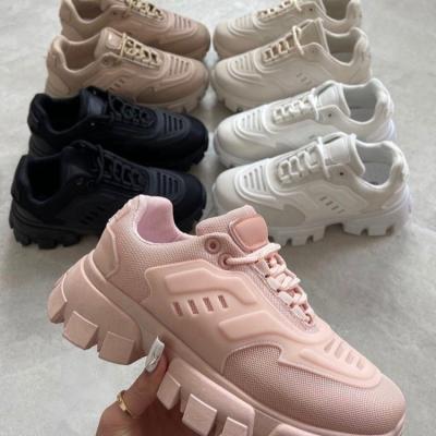 China Hot Selling Fashion Trend Fashion Platform Design Breathable Women Shoes Casual Comfortable Sneakers Shoes Woman for sale