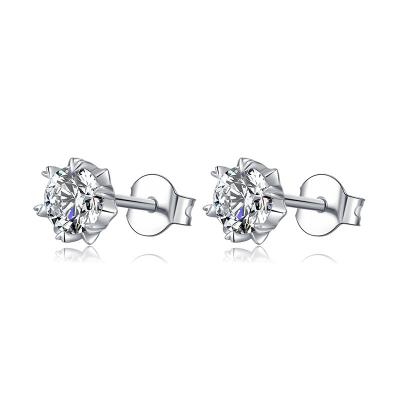 China Hot Selling Classic Six Claw 925 CLASSIC Silver Customized 0.5 Gra Character Certified D VVS Moissanite Stud Earring Gift for sale