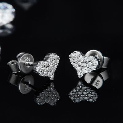 China Fashionable CLASSICS CZ plated by Sterling Silver Jewelry White Gold Moissanite Diamond Iced Out Heart Shape studs earrings for sale