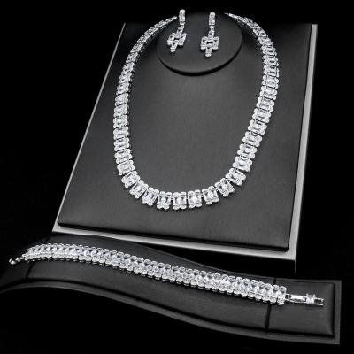 China FASHIONABLE Crystal Chain Design Wedding Necklace Luxury Cubic Zircon Bridal Jewelry Set For Women Middle East for sale