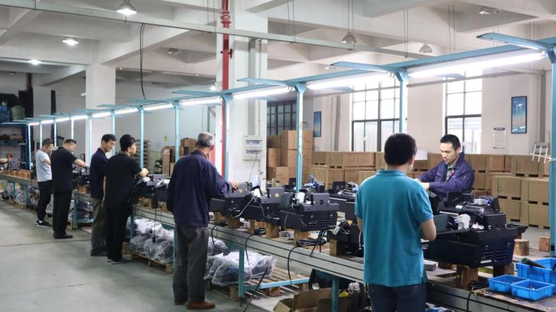 Verified China supplier - Suzhou Whale Cleaning Machinery Co., Ltd.