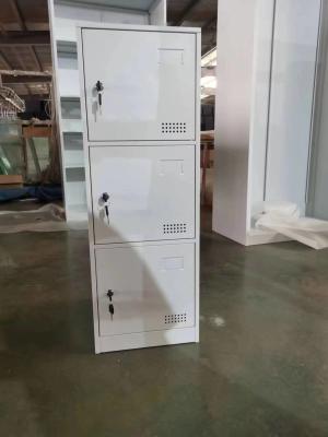 China Height 1850mm Metal Gym Lockers 3 Door Steel Locker Any RAL Color for sale