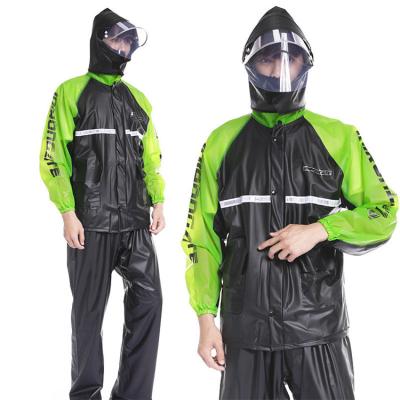 Cina 100% PVC 100% Motorcycle Raincoat Recycling Waterproof Clothing Travel Fishing Raincoat Riding Raincoat in vendita