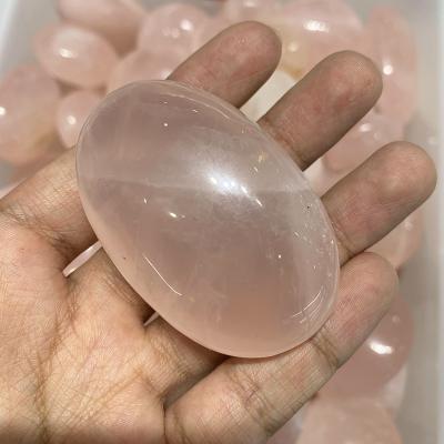 China China Wholesale Gemstone Rose Crystal Crystal Polished Natural Healing Rose Quartz Palmstone for sale