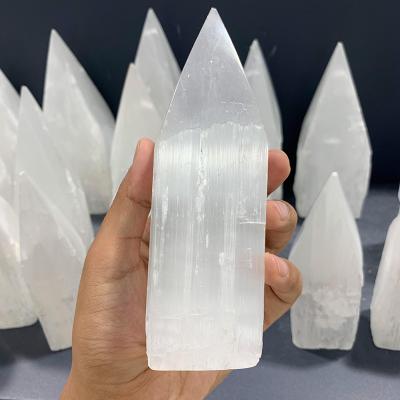 China China wholesale high quality natural gemstone selenite point selenite crystal pyramids for healing for sale