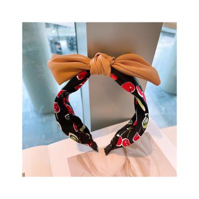 China Fashion Factory Direct Sales Fashion Vintage Handmade Satin Striped Headwrap Hair Band Cartoon Headband for sale