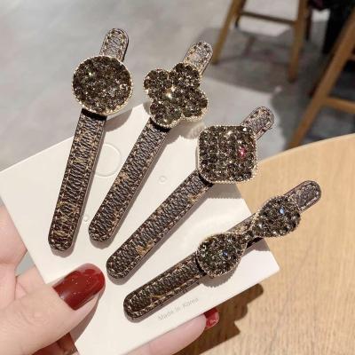 China 2021 fashion rhinestone korean side bangs hair clips girls for sale