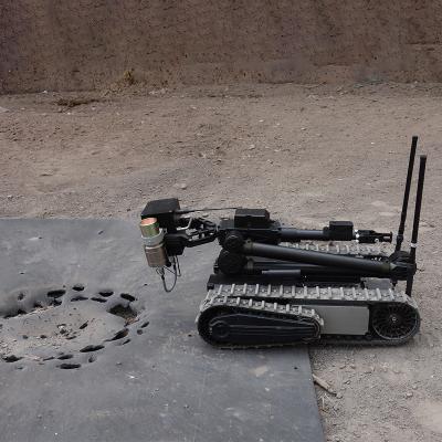 China Lightweight Explosive Ordnance Disposal Robot For High Risk Scenarios for sale