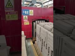 Alumina brick