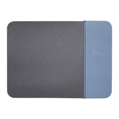 China 2021 Hot Sale Fatcory Wireless Charging Multifunctional 2 in 1 Slim Folding Leather Mousepad 5W 10W Qi Charger Fast Wireless Pad for sale