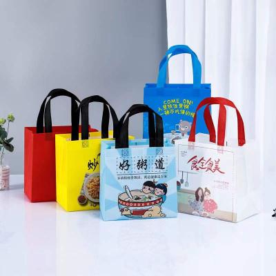 China Promotional Tote Bag Eco - Friendly PP Non Woven Laminated Packaging Shopping Bag With Handle And Custom Printed Logo for sale