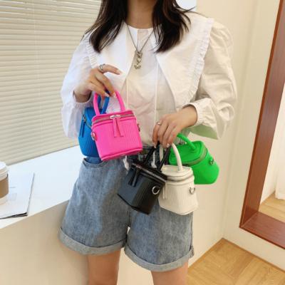 China Hot sale high quality mini bolsa ladies handbags designer buckshot purses and luxury handbags for women for sale