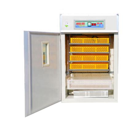 China Three Functions In One Egg Incubetor Chicken Turkey Poultry Farming Equipment 352 Egg Incubators For Sale à venda