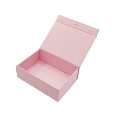 China Recycled Materials Lace Custom Logo Shipping Boxes Design Magnetic Closure Cardboard Kraft Paper Box For Gift for sale