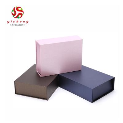 China Recycled Materials Wholesale Luxury Large Magnet Closure Cardboard Paper Packaging Folding Gift Box With Magnetic Lid for sale