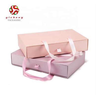 China Custom Beautiful Design Recyclable Logo Cardboard Packaging Paper Shoes Boxes With Handle for sale