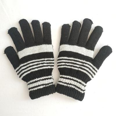 China Double Black Jacquard Soft Mens Winter Thick Gloves Snow Proof Outdoor Cold Weather Knit SKI Mitts for sale