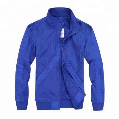 China Breathable Outdoor Lightweight Softshell Mens Roll Up Breaker Custom for sale