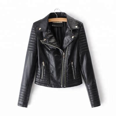 China Slim Fit Color Women Breathable Quilted Synthetic Leather Jacket With Rivet for sale