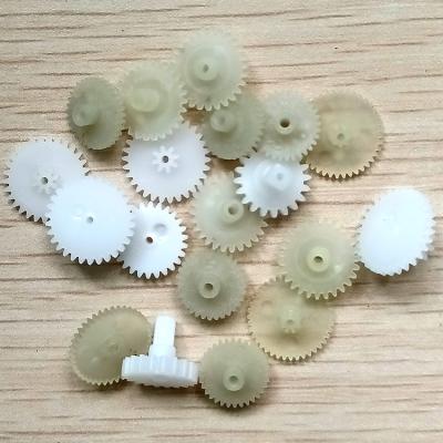 China Mechanical Equipment Design and develop various miniature plastic gears, plastic turbine gears, nylon spur gears for small household appliances, beau for sale