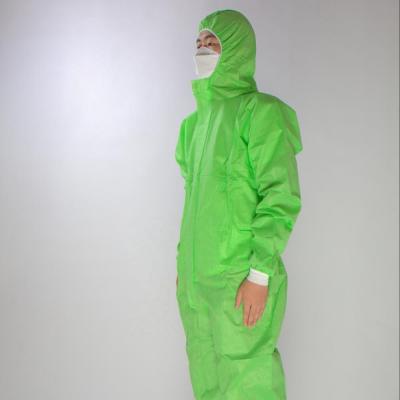 China Breathable Disposable Non-woven Anti-static Dust Spray Paint Protective Clothing Full Body Cloth Aquaculture Isolation Waterproof Clothing for sale