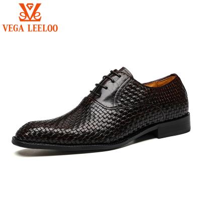 China Handmade Deodorization Craft Italian Men's Oxford Shoes Casual Fashion Style Woven Leather Elegant Shoes for sale