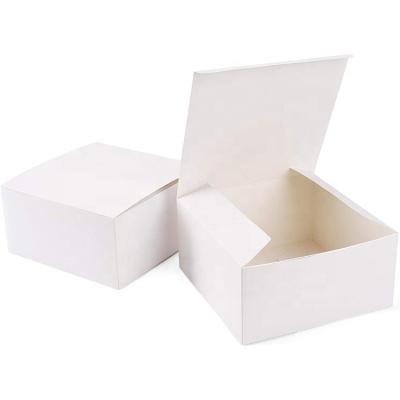 China Recycled Materials Christmas Wedding Cardboard Custom Cupcake Boxes White Kraft Gift Boxes With Lids For Bridesmaid Proposal for sale