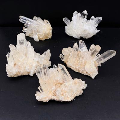 China Wholesale Europe Natural Healing Clusters Energy White Clear Quartz Crystals Clusters For Decorate for sale