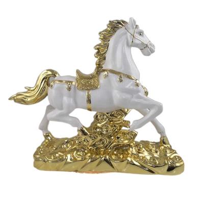 China Europe Handwork Techniques Resin Sculpture Decoration White Horse Traditional Crafts for sale