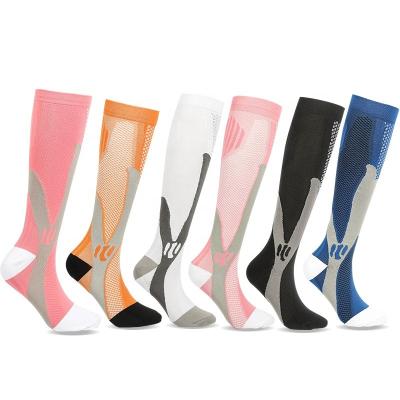 China Breathable Sports Soccer Football Grip Bottom Towel Knee Anti Slip Soccer Socks for sale