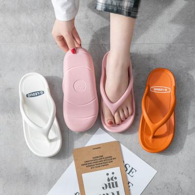 China 2021 Hot Sales High Quality Beach Flat Sandals Outdoor Women's Slipper Breathable Soft For Women Ladies House Indoor Shoes for sale