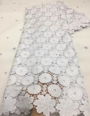 China 2021 Breathable Nigerian Guipure Lace Fabric African Lace Fabric 5 Yards New Fashion Rope Lace Fabric With Sequins for sale