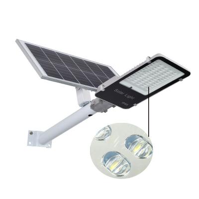 China Solar Garden Lights 6500K Lumens Solar Outdoor Daylight 15000 Solar Street Lights 200W Security White Solar Flood Light For Yard Guard Street Parking Lots for sale