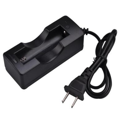 China 18650 Battery Charger RichFire EU USA Plug 18650 Battery Charger Portable Charger Te koop