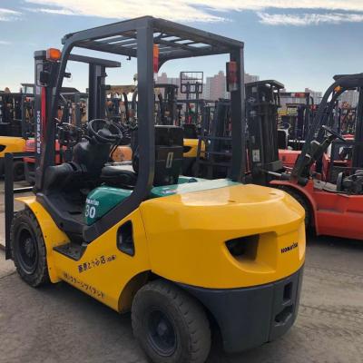 China 30 Komatsu FD30 3 Ton Used Forklift with 3 Stages Duplex Masts JAPAN Original Forklift for sale