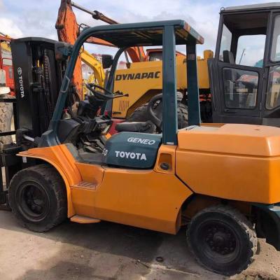 China 5 Ton Forklift Fd50 Used Toyota Diesel Forklift 2012 for Good Lifting Machinery for sale