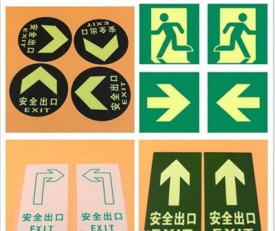 Chine Les signes de publicité allumés par pièce ont adapté le logo aux besoins du client pour l'appareil électroménager à vendre