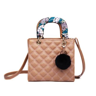 China Polyester Large Capacity Cross - Body Bags New Designer Women Shoulder Bags Female Ladies Ladies Handbags for sale