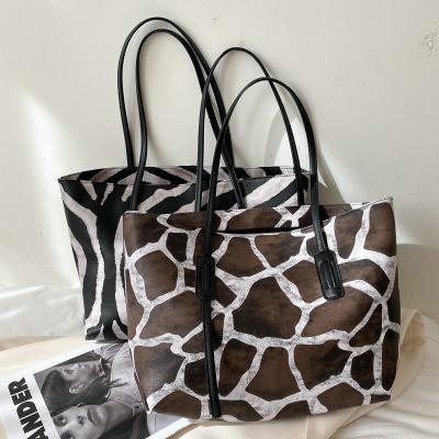 China High Quality Fashion Bags Large Tote Polyester Canvas Personalized Tote Bag For Grocery Women Tote Bags for sale