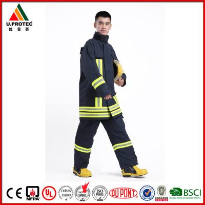 China Engranaje anti de la asistencia del bombero de la ropa protectora de fuego antiestático e impermeable en venta