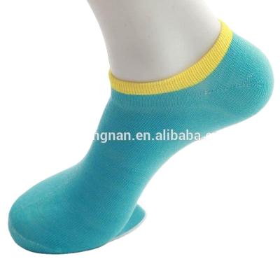 China Low MOQ Antibacterial Wholesale Fashion Ship Socks Knitted Custom Printed Women Socks for sale